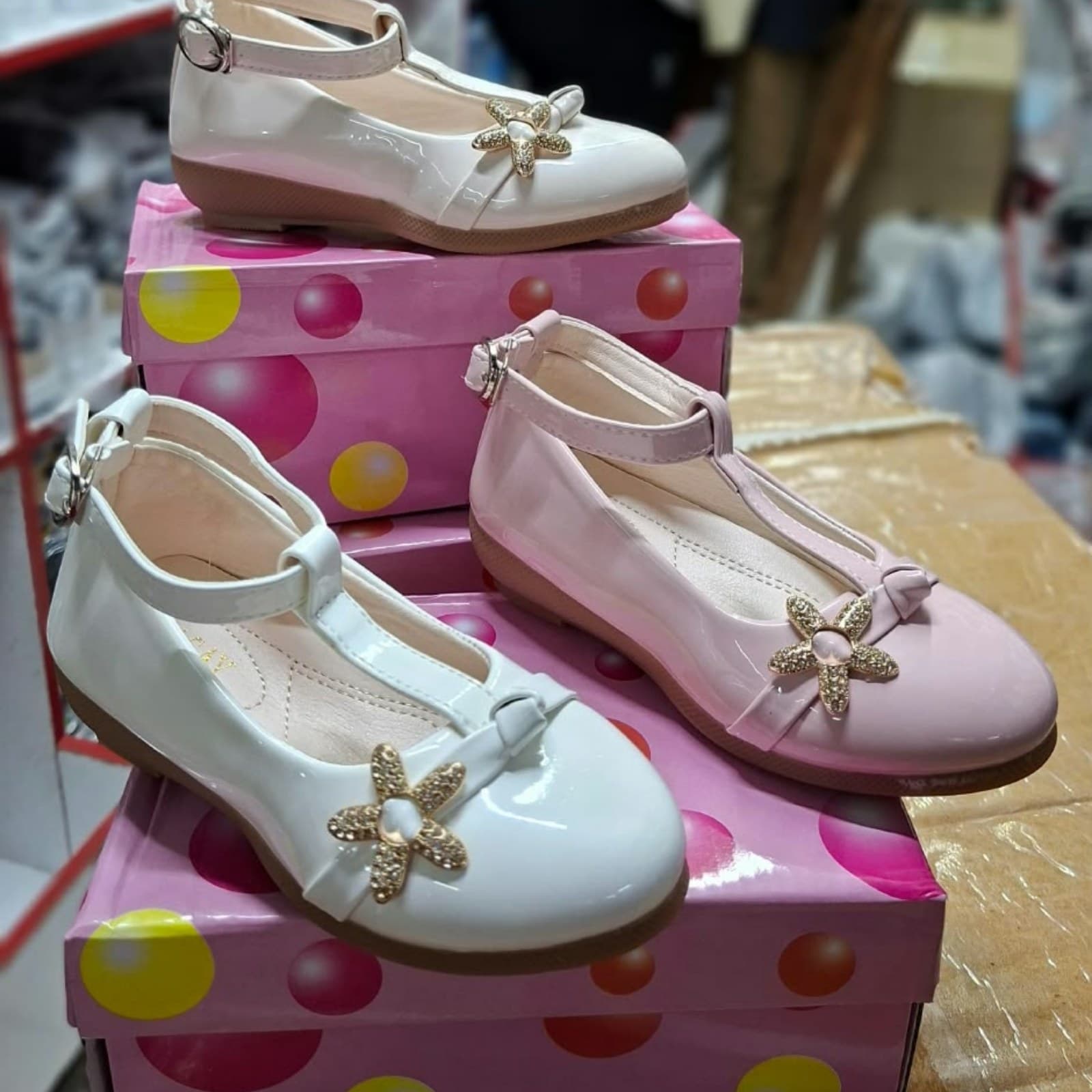 Girls' Patent Leather Flower Ornament T-Strap Doll Shoes
