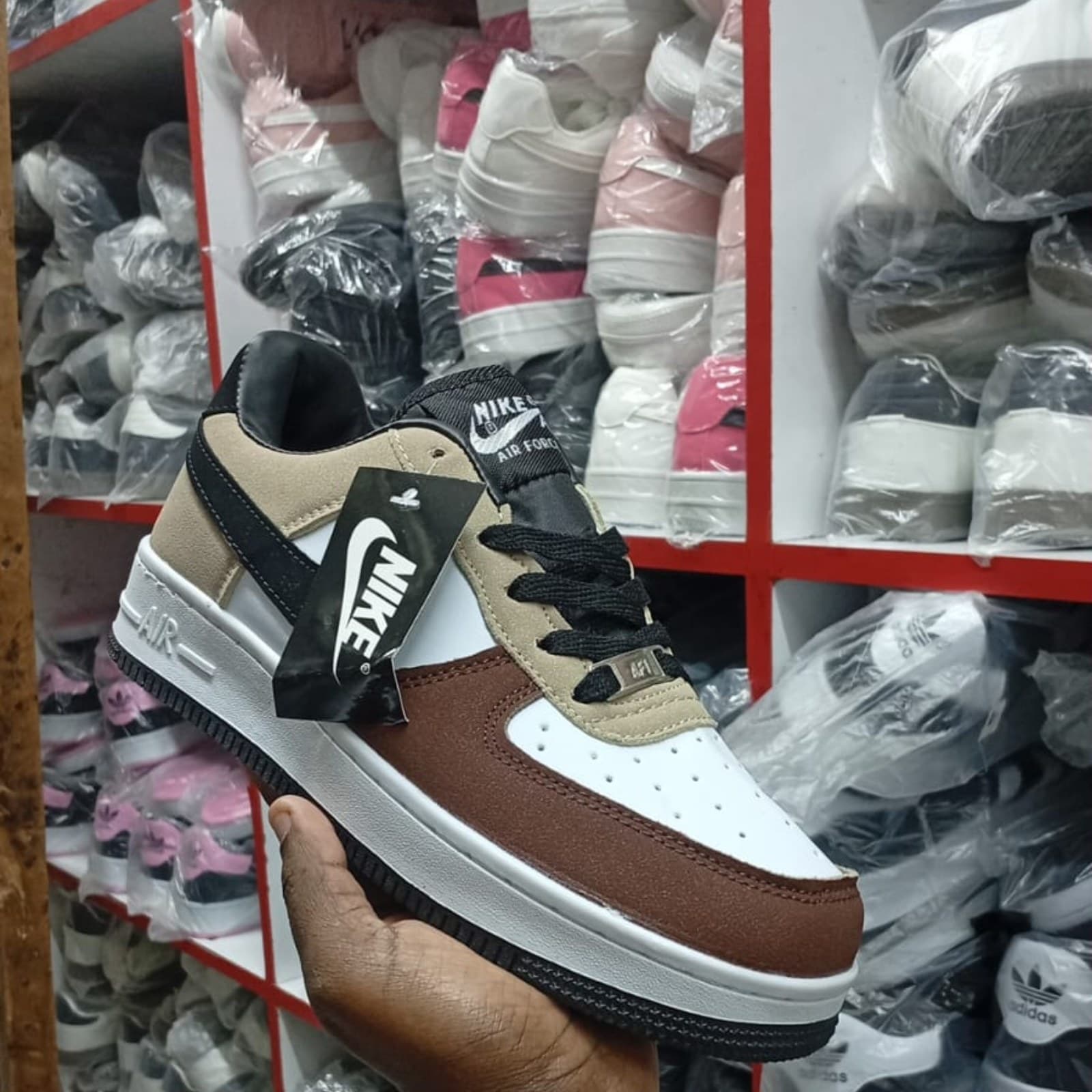 Nike Air Force 1 Low